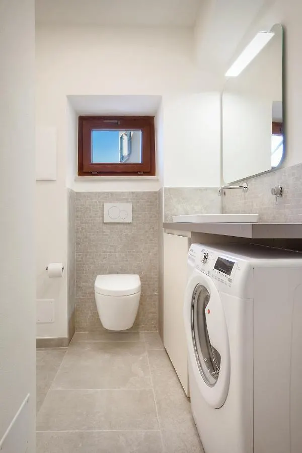فيلا Casa Rosa برنزوني سول جاردا 0*,