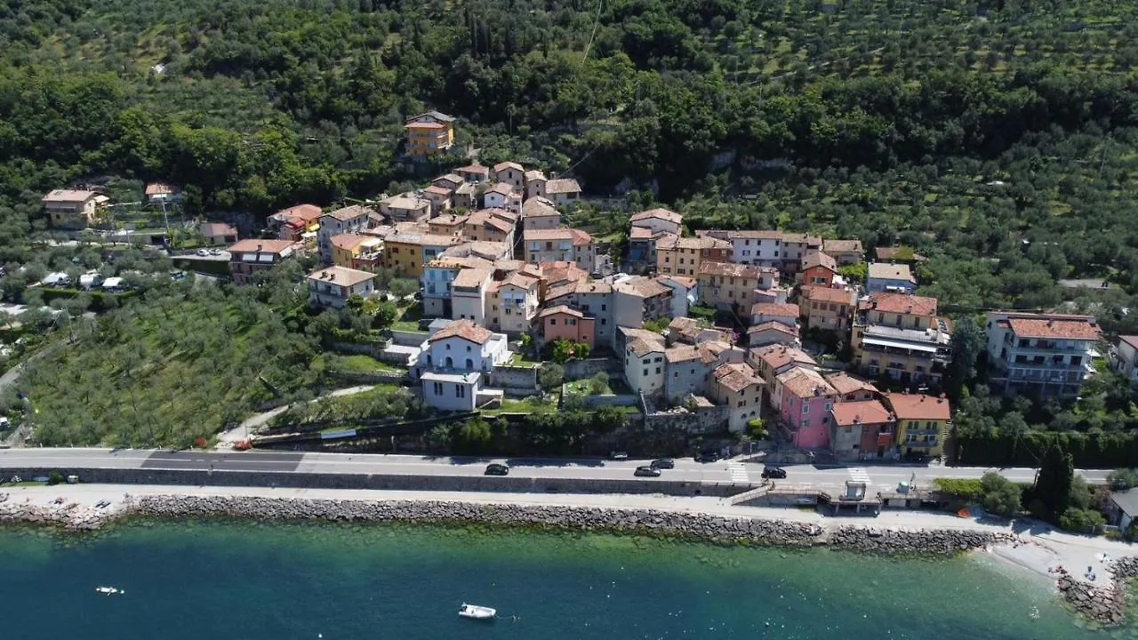 فيلا Casa Rosa برنزوني سول جاردا 0*,